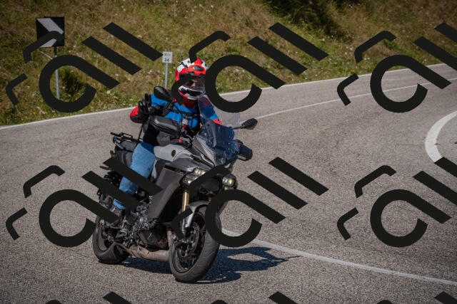 20250809102311-_5009767_am_