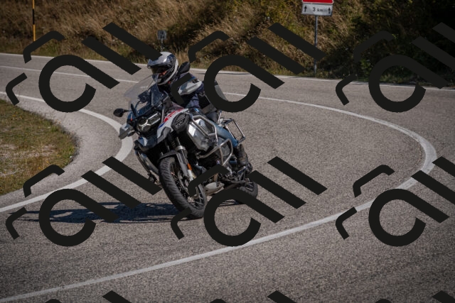 20250809102631-_5009786_am_