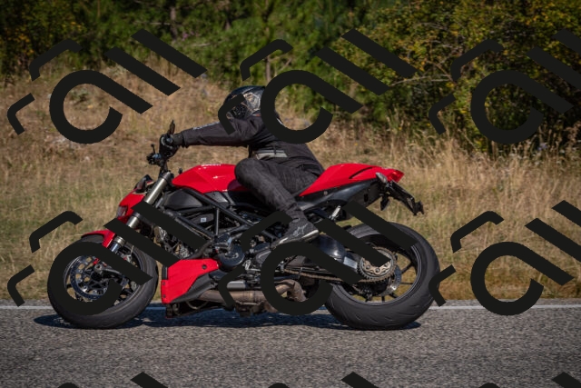 20250809102648-_5009798_am_