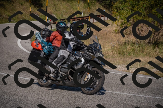 20250809103048-_5009830_am_