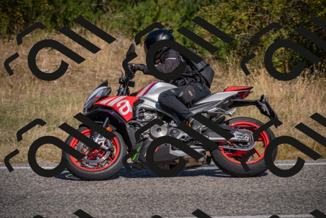 20250809103224-_5009843_am_