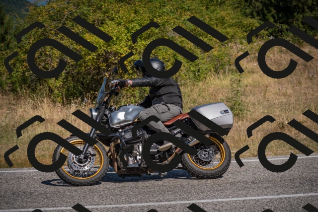 20250809103748-_5009856_am_