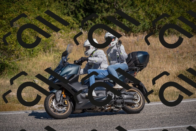 20250809103940-_5009868_am_