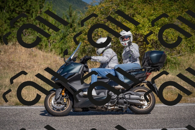 20250809103941-_5009869_am_