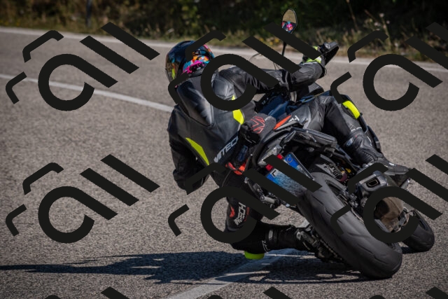 20250809104648-_5009900_am_