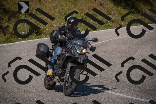 20250809104839-_5009905_am_