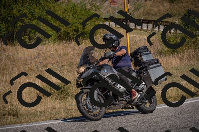 20250809104942-_5009921_am_