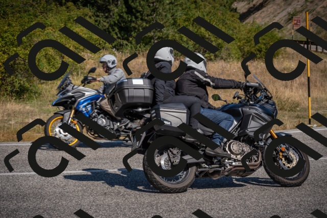 20250809104945-_5009926_am_