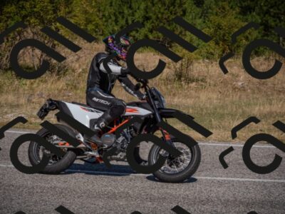 20250809105042-_5009940_am_