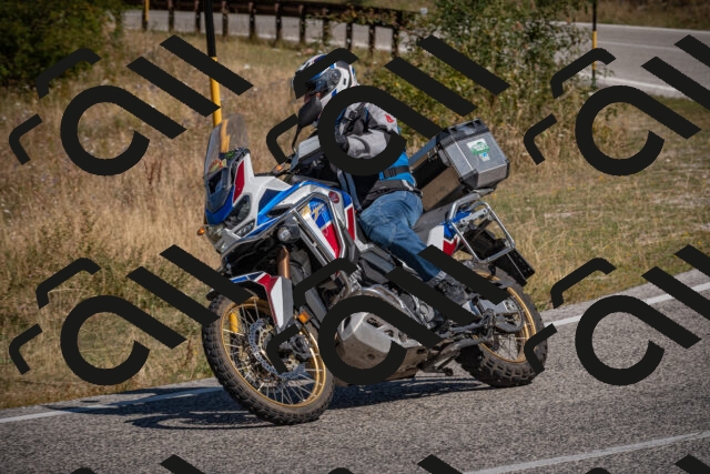 20250809105051-_5009947_am_