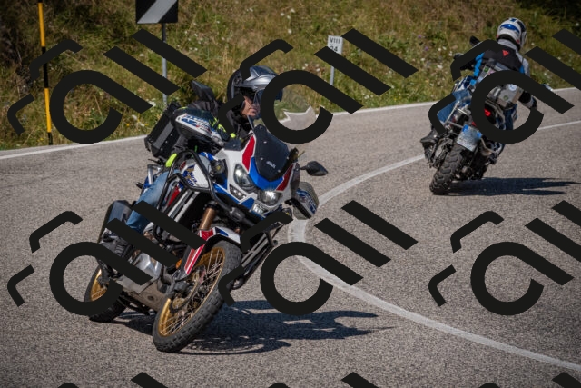 20250809105054-_5009950_am_