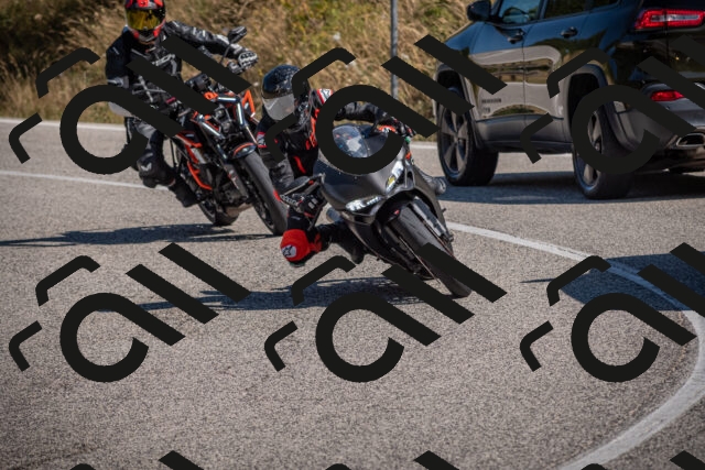 20250809105222-_5009957_am_