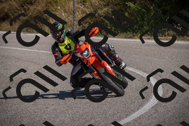 20250809105253-_5009968_am_