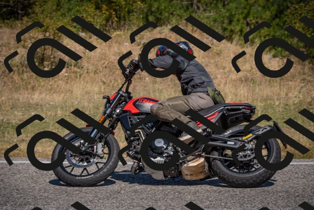 20250809105258-_5009975_am_