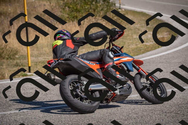 20250809105406-_5009983_am_