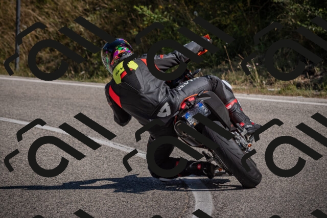 20250809105615-_5000014_am_