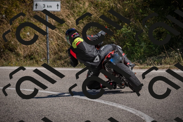 20250809105616-_5000015_am_