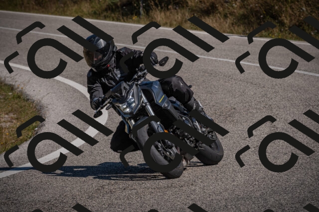 20250809105638-_5000016_am_