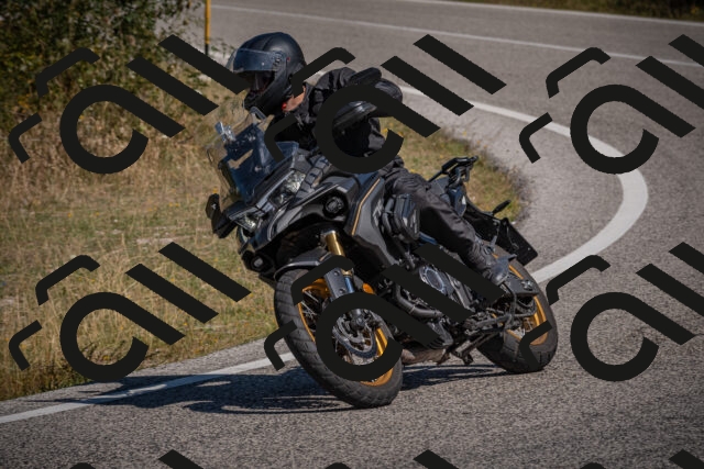 20250809105656-_5000023_am_