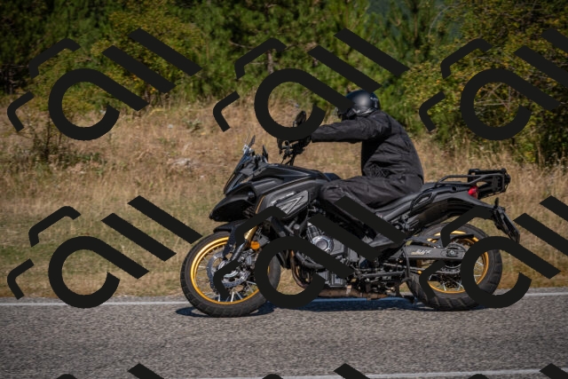 20250809105657-_5000026_am_