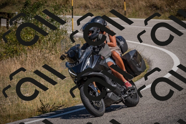 20250809105730-_5000031_am_