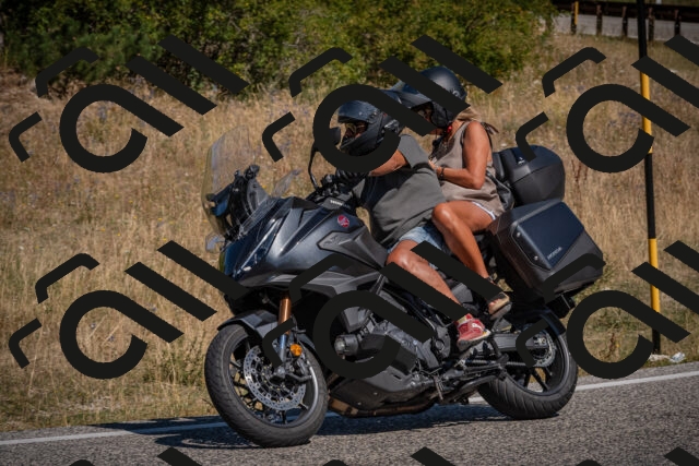 20250809105731-_5000032_am_