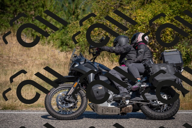 20250809105928-_5000055_am_