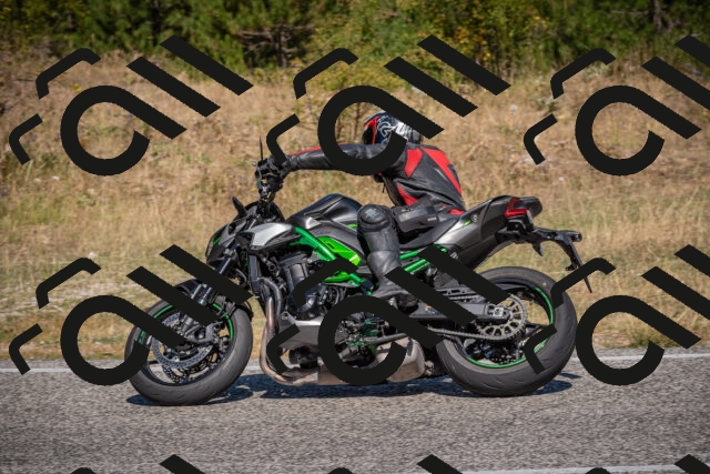 20250809105943-_5000060_am_