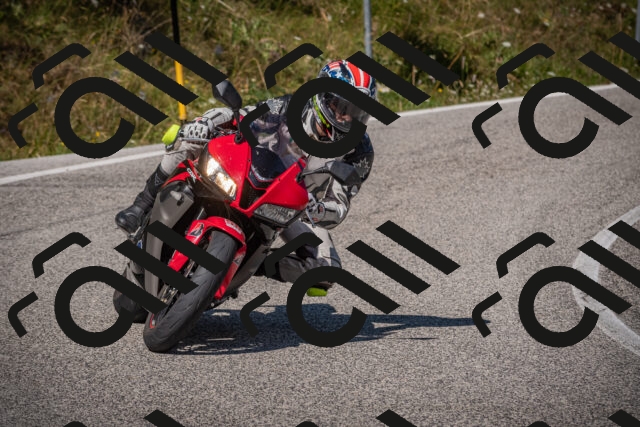 20250809110027-_5000076_am_