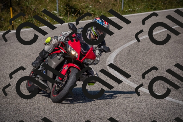 20250809110028-_5000077_am_