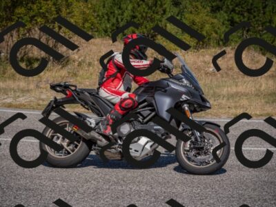 20250809110127-_5000083_am_