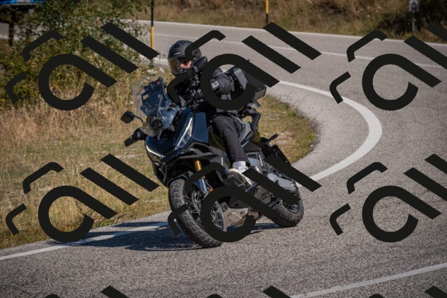 20250809110135-_5000087_am_