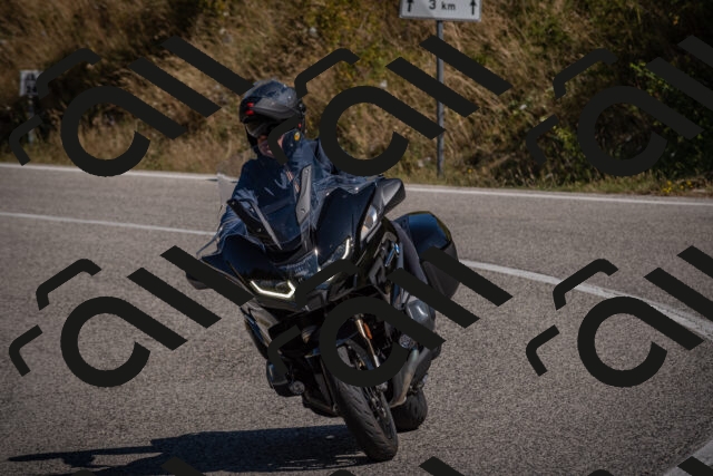 20250809110216-_5000092_am_