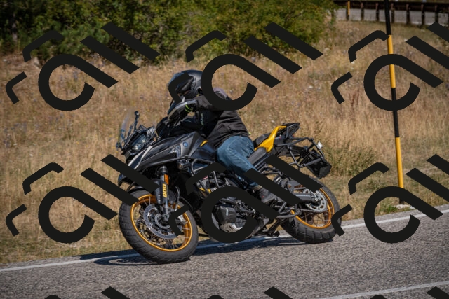 20250809110341-_5000121_am_