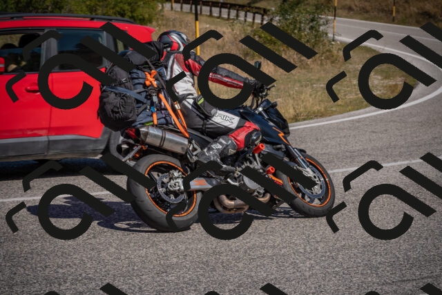 20250809110438-_5000132_am_