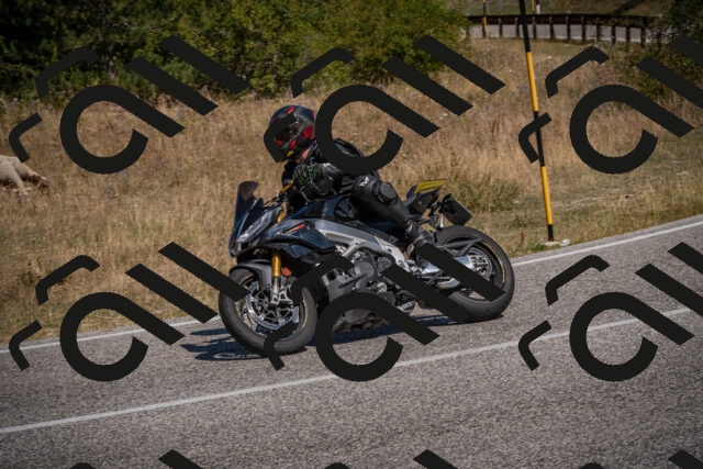 20250809110950-_5000163_am_