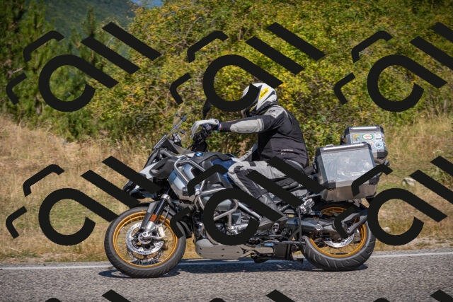 20250809111227-_5000169_am_