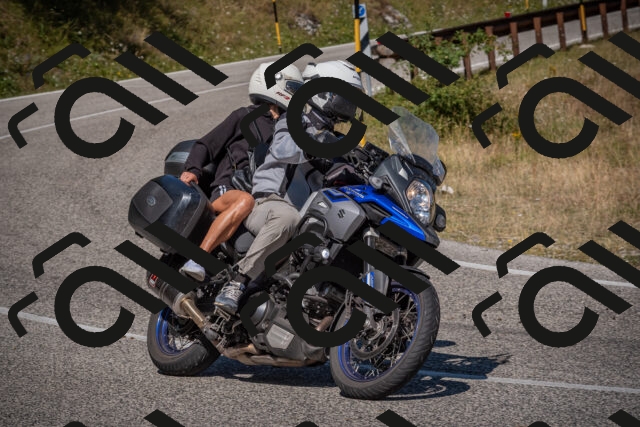 20250809111241-_5000174_am_