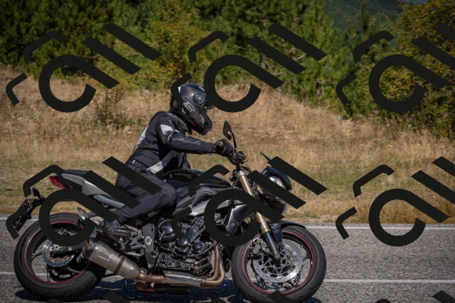 20250809111254-_5000180_am_