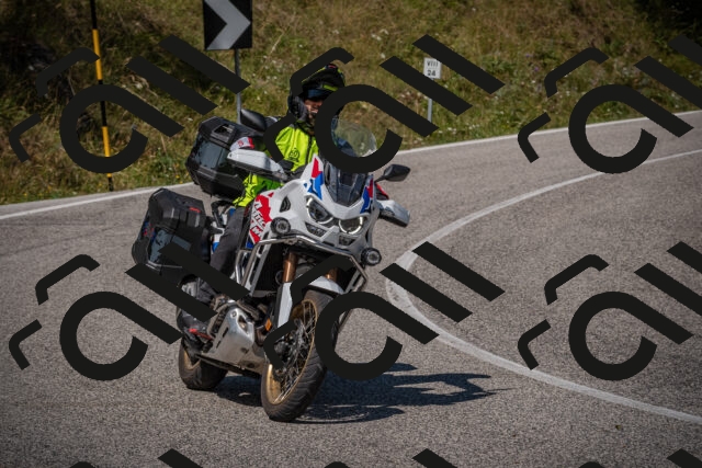 20250809111819-_5000202_am_