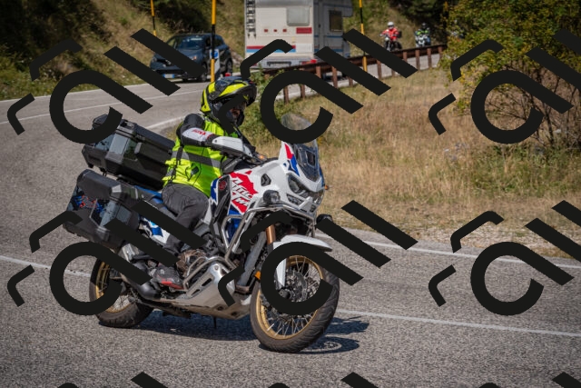 20250809111820-_5000203_am_