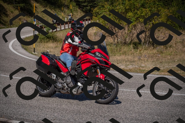 20250809111826-_5000207_am_