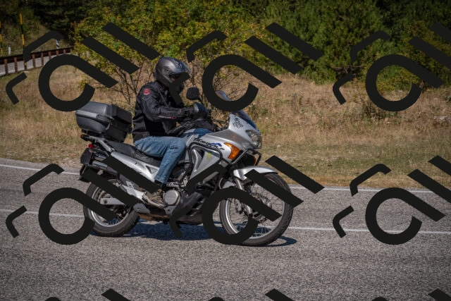 20250809111829-_5000211_am_