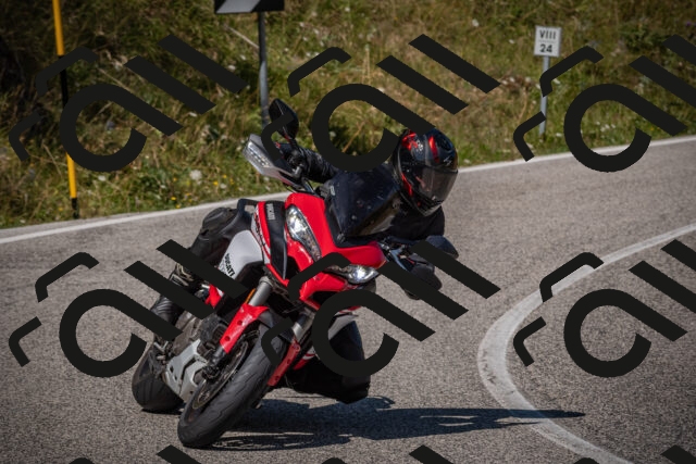 20250809112409-_5000247_am_