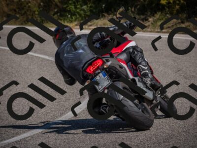 20250809112411-_5000250_am_