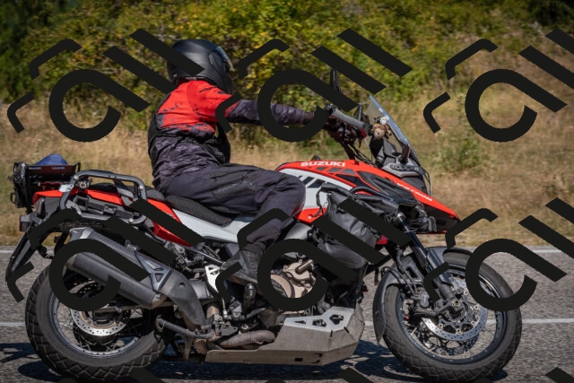 20250809112554-_5000260_am_