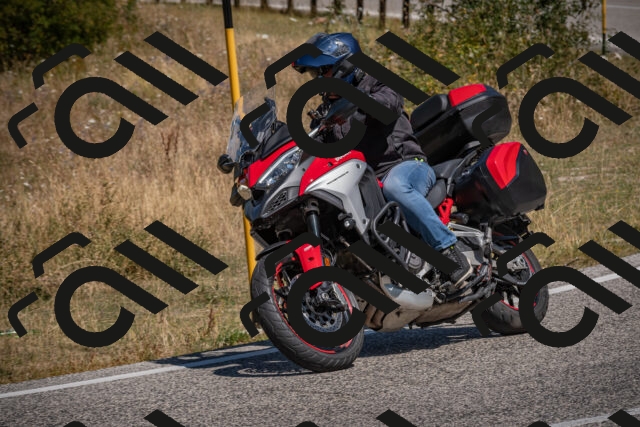 20250809112950-_5000290_am_