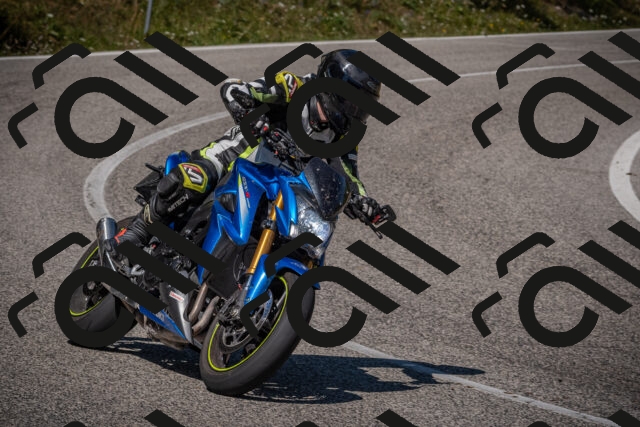 20250809113021-_5000298_am_