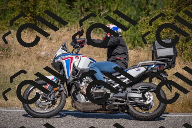 20250809113107-_5000304_am_