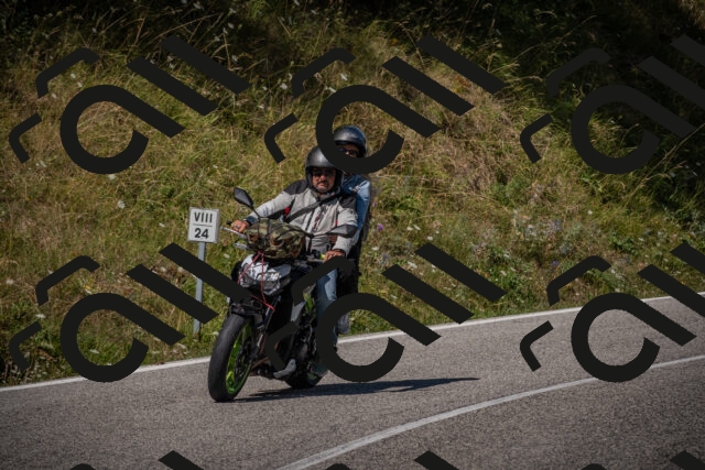 20250809113200-_5000305_am_